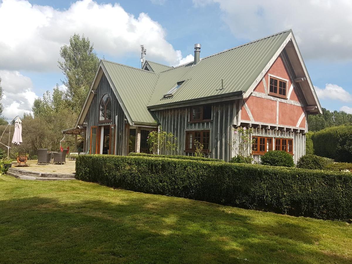Streamside Country Manor Bed & Breakfast Walton Ngoại thất bức ảnh