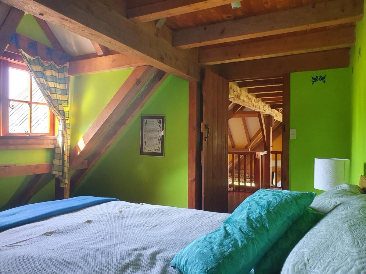 Streamside Country Manor Bed & Breakfast Walton Ngoại thất bức ảnh