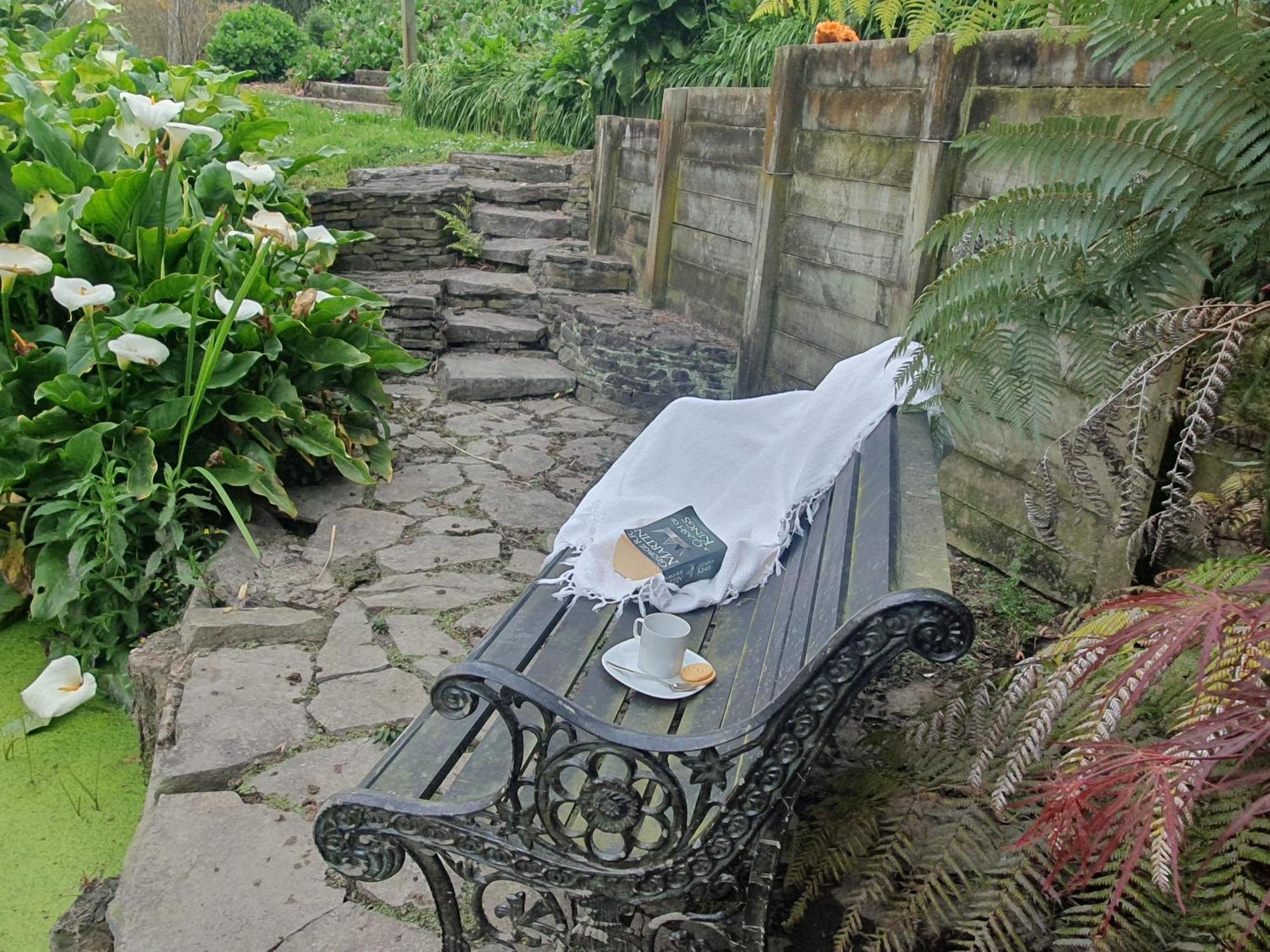 Streamside Country Manor Bed & Breakfast Walton Ngoại thất bức ảnh